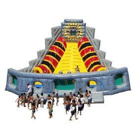 邪教のピラミッドの大きく膨脹可能なスライド、7m の高さの子供の屋外のスライド