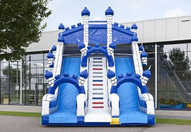 青い城の上昇の壁との大きい Comelot のジャンプおよびスライド Inflatables