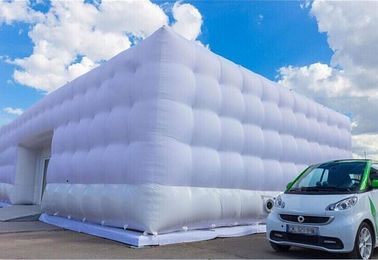 車のガレージ/白く膨脹可能な立方体のテントのための携帯用玄関ひさしの膨脹可能なテント