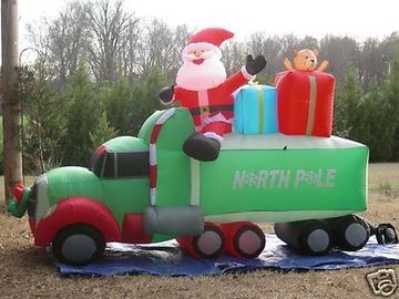 巨大で膨脹可能な広告プロダクト クリスマスは車を持つサンタクロースを飾ります