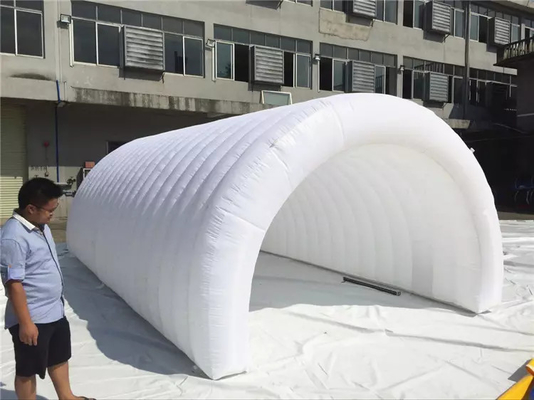 防風0.55mmポリ塩化ビニールは屋外のためのでき事の膨脹可能なテントを導きました