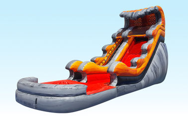 溶岩の高波大人および子供の屋外ゲームのための膨脹可能な水スライド