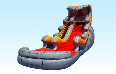 溶岩の高波大人および子供の屋外ゲームのための膨脹可能な水スライド