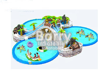 子供3つのプールが付いている膨脹可能な水公園/水公園の耐久の商業用等級