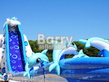青い動物の巨大なイルカ膨脹可能な水スライドの大人のサイズの巨大で膨脹可能なスライド