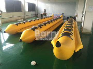 黄色8の座席膨脹可能なおもちゃのボート水ゲームのバナナ ボート膨脹可能な水おもちゃ