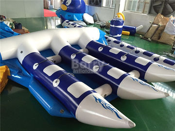 刺激的で膨脹可能な水おもちゃは、Towable膨脹可能海のためのバナナ ボートを毛鉤で釣ります