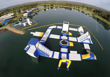 すばらしい子供海/海洋17x8m Customziedのための巨大で膨脹可能な水公園