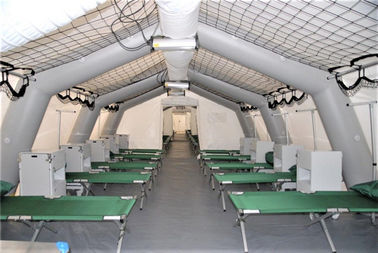 屋外の携帯用緊急のでき事のための空気によって密封される医学の膨脹可能なテントの避難所