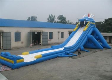 屋外の大人の巨大で膨脹可能な水スライド、遊園地のための大きく膨脹可能なスライド