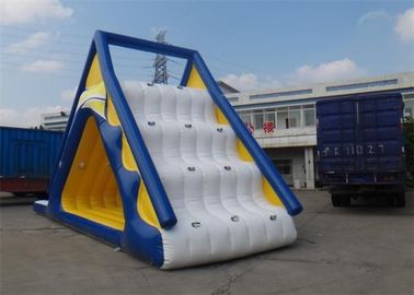EN14960 巨大な外の子供膨脹可能な浮遊水スライドの使用料