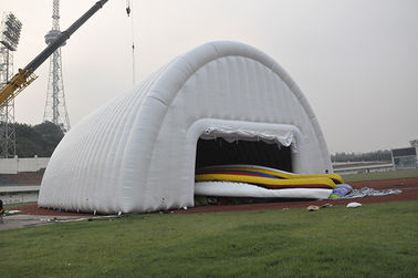 専門の屋外の白ポリ塩化ビニールのでき事 40 の × 15m のための膨脹可能なスポーツのテント