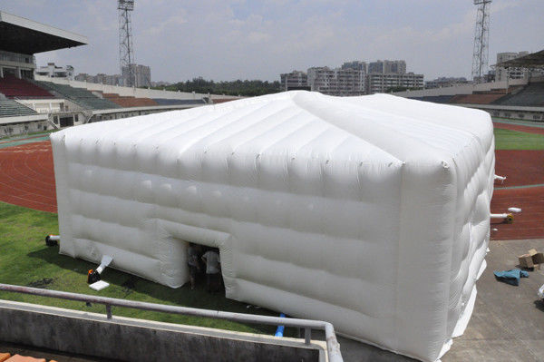 OEM 展覧会のための耐久ポリ塩化ビニールの膨脹可能なでき事のテント/膨脹可能な立方体のテント