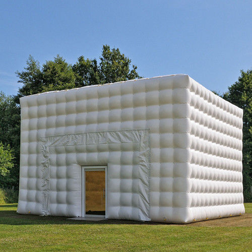 展示会 EN71-2-3 のための小さい携帯用膨脹可能な立方体の玄関ひさし/テント