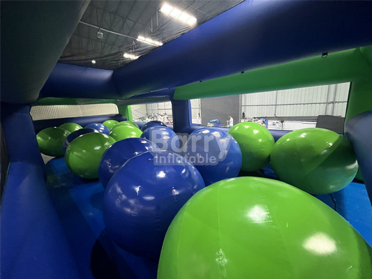 アウトドアスポーツゲーム 5キロバリア 膨らませられる 5Kラン障害物コース 商業イベントのためのビッグボール