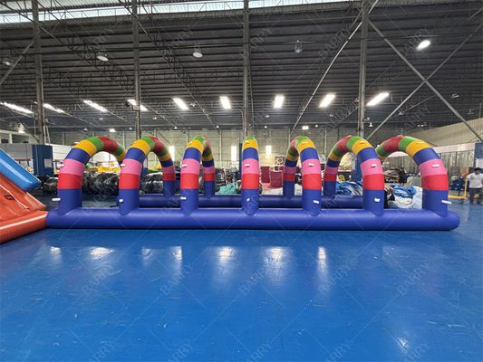 夏のイベントのために 32.8フィートの充気式水噴霧トンネル