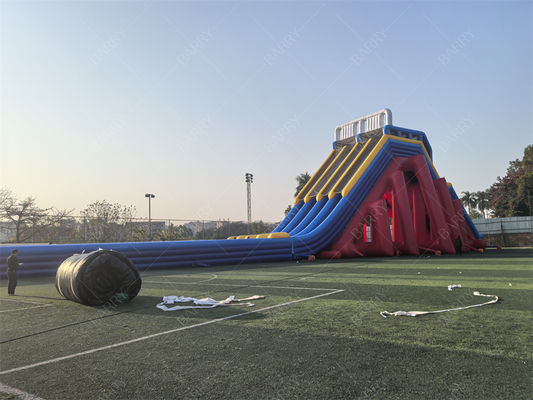 商業グレード 65x18x15m 赤色カスタムアドベンチャー巨大インフレータブルウォータースライド 大人用