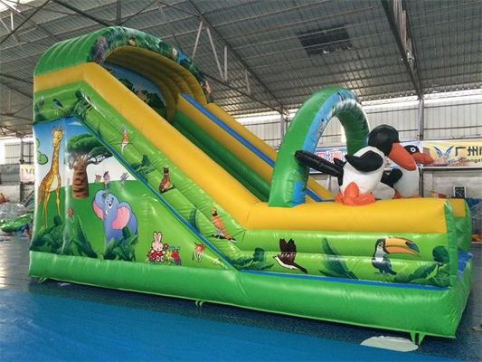 漫画の子分の主題子供のための膨脹可能な浮遊水スライド7*4*5m水公園のスライド