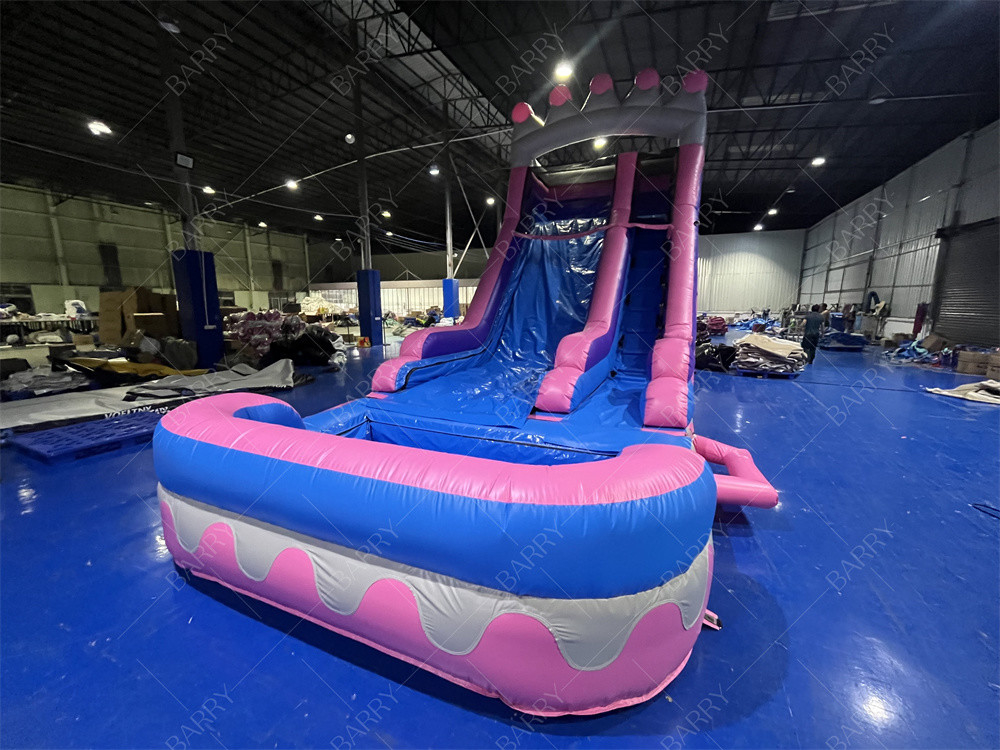 8.4x3.6x6m カスタムジャンパー ボンチキッズ ピンクプリンセス パーティのための水上スライド
