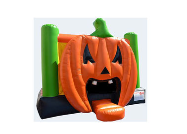 祝祭巨人の子供のハロウィンの膨脹可能な警備員のカボチャ跳ね上がりの家