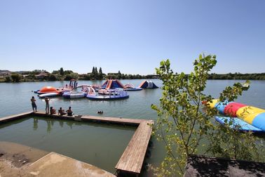 リゾートの冒険の膨脹可能なWaterpark Tremplins水ジャンプ-ラック- Arroques