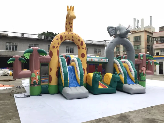 遊び場のジャングルのテーマのインフレータブル遊園地ジャンプ城とスライド