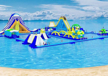 商業浮遊おもちゃ膨脹可能な水公園、大人のための巨大な浜 Waterpark