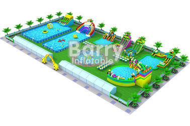 膨脹可能な乾燥した水公園装置の運動場の経営計画ポリ塩化ビニールの防水シート0.9mm