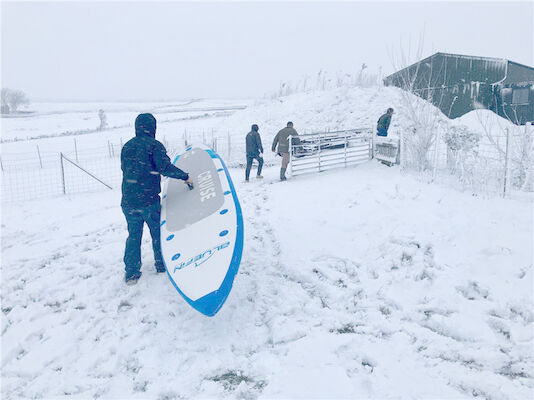 青いエポキシ樹脂雪公園のための膨脹可能な一口板