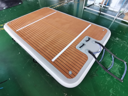 水泳の一口および膨脹可能な携帯用ドックのマット4x2x0.2mを採取すること